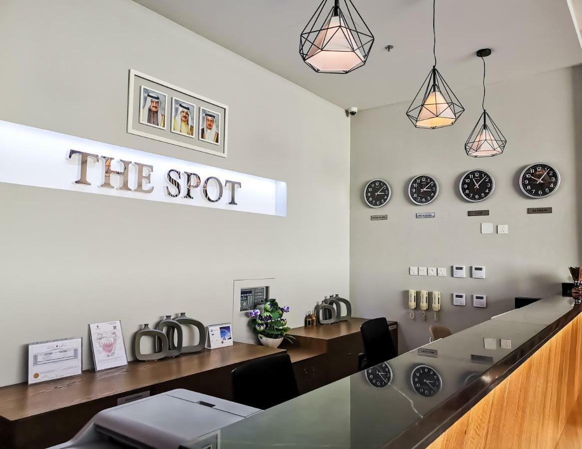 The Spot Residence Al Manamah Esterno foto